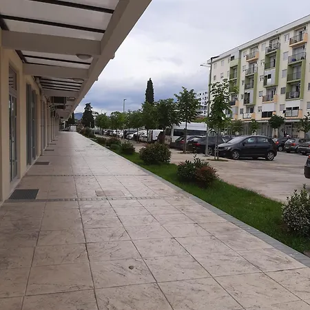 Titograd Апартаменты *